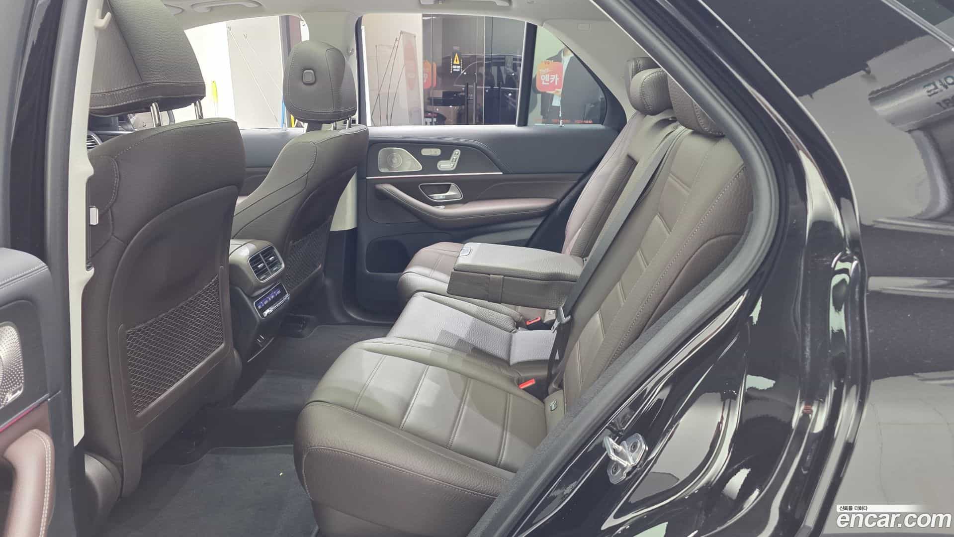 GLE-Class Mercedes-Benz 2022.2-OPTION-016