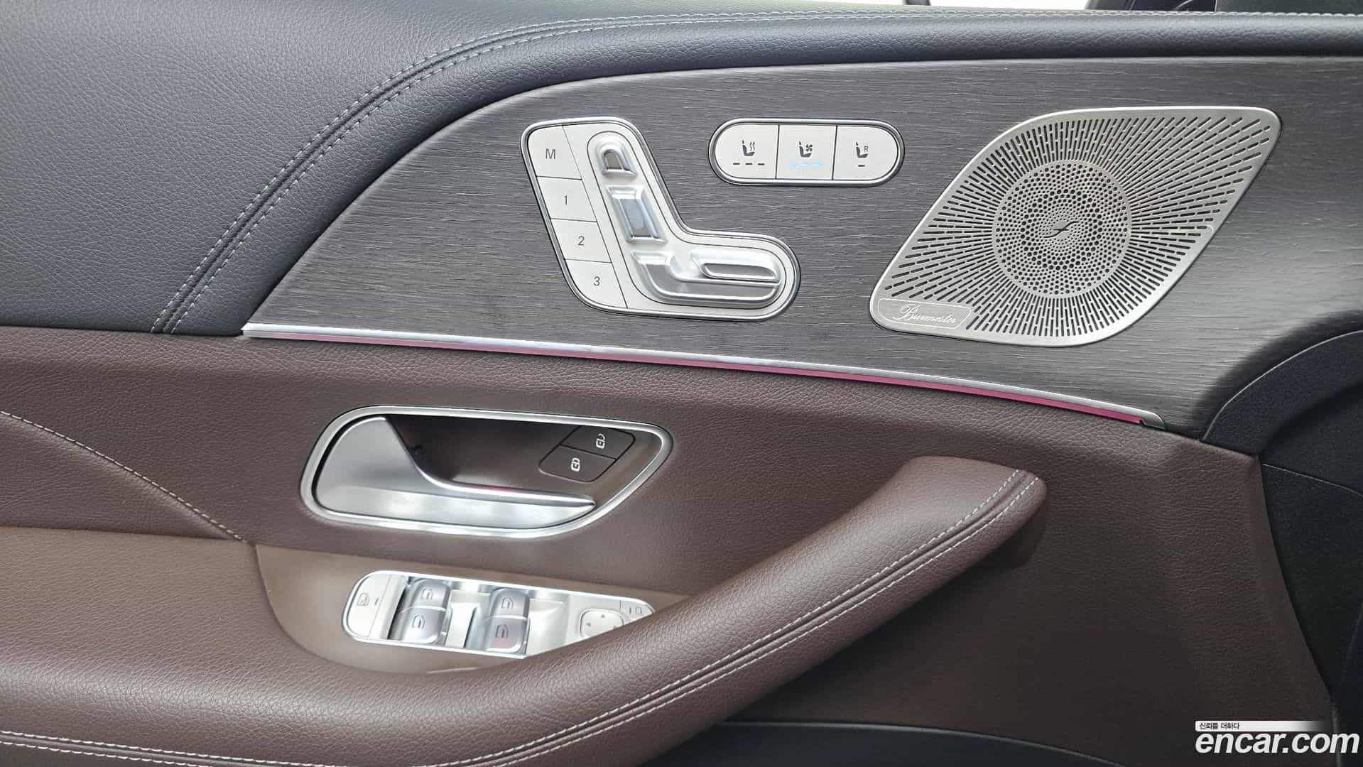GLE-Class Mercedes-Benz 2022.2-OPTION-040