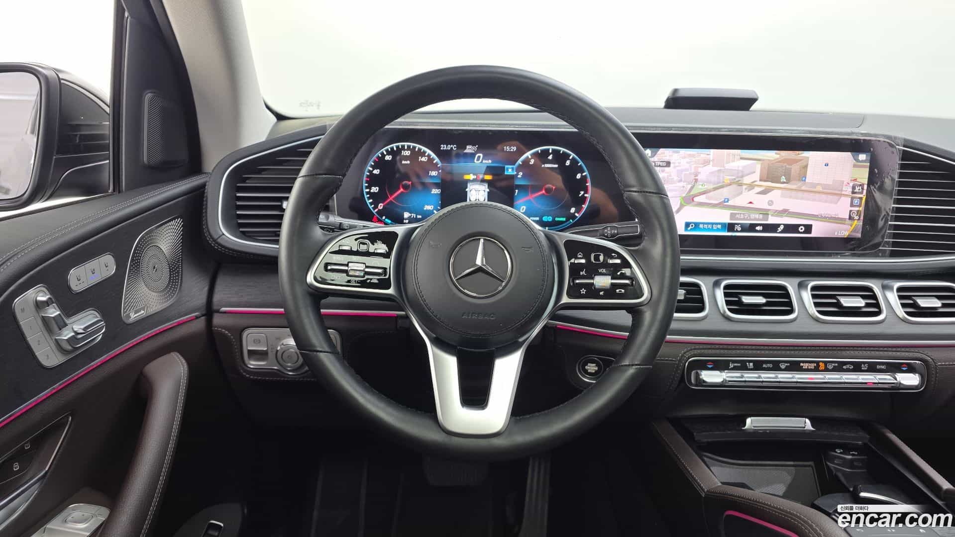 GLE-Class Mercedes-Benz 2022.2-OPTION-044