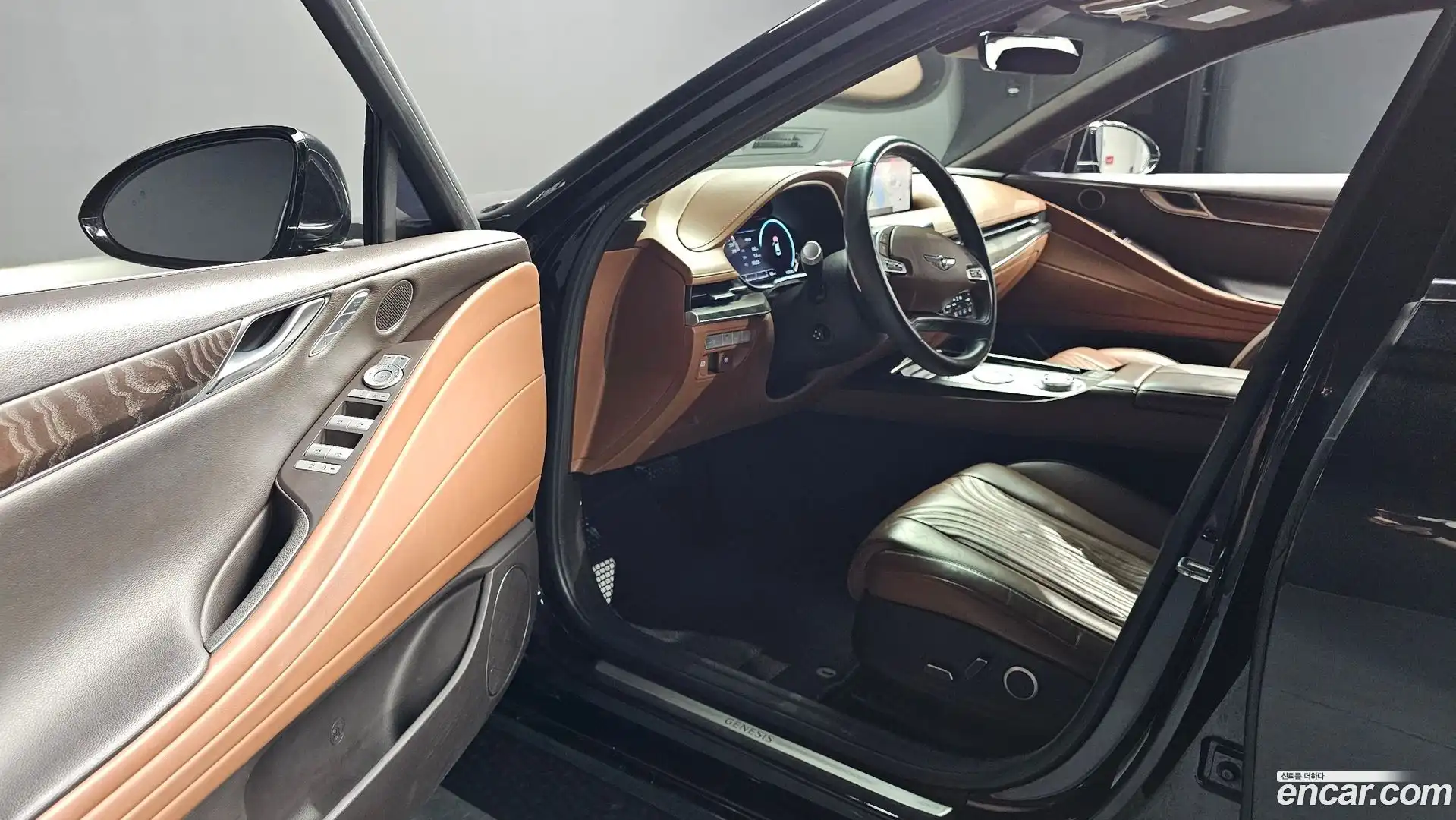 G80 Genesis 2020.4-INNER-010