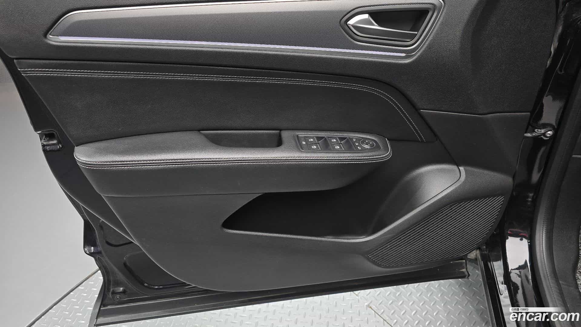 XM3 Renault Korea 2020.4-INNER-034