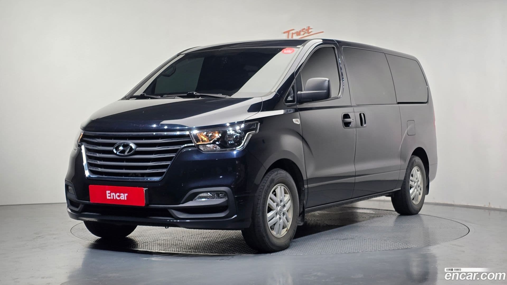 Main__Slider__Photo:Starex Hyundai 2019.5-0