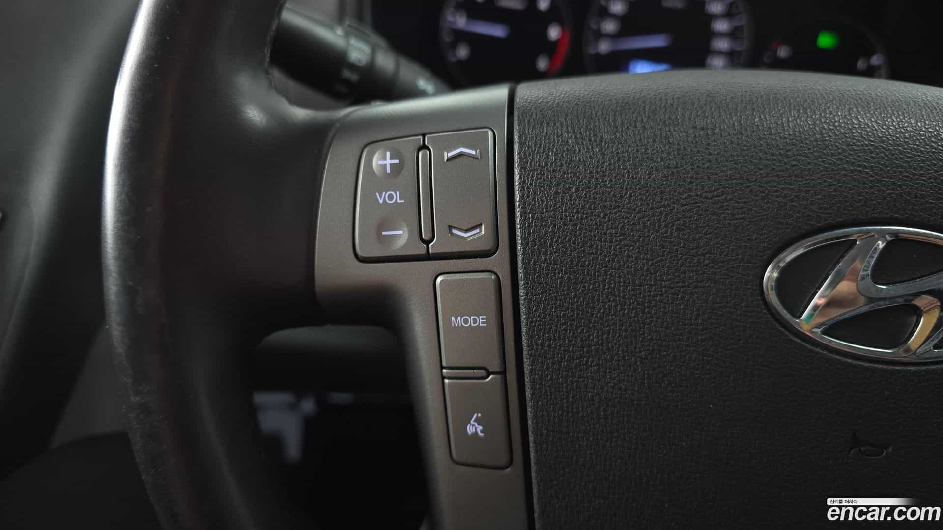 Starex Hyundai 2019.5-OPTION-021