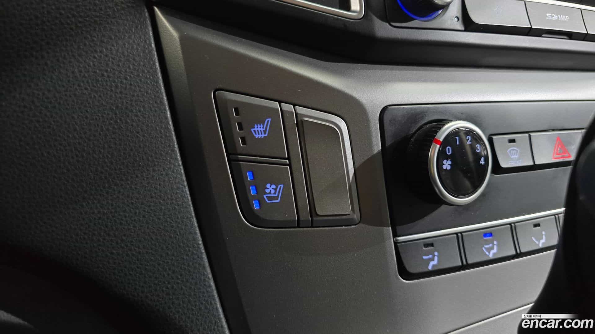 Starex Hyundai 2019.5-OPTION-023
