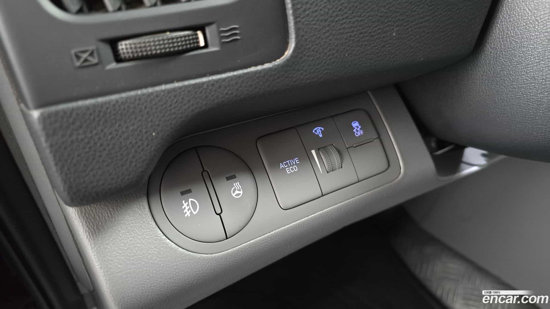 Starex Hyundai 2019.5-OPTION-040