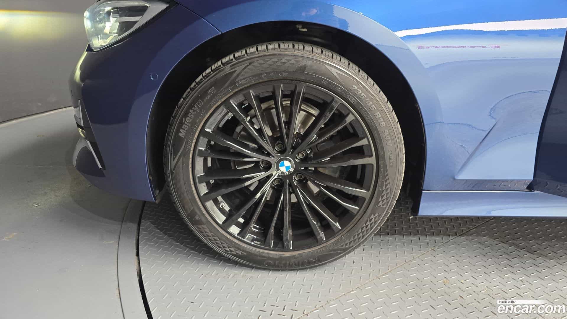 3-Series BMW 2021.0-OUTER-005