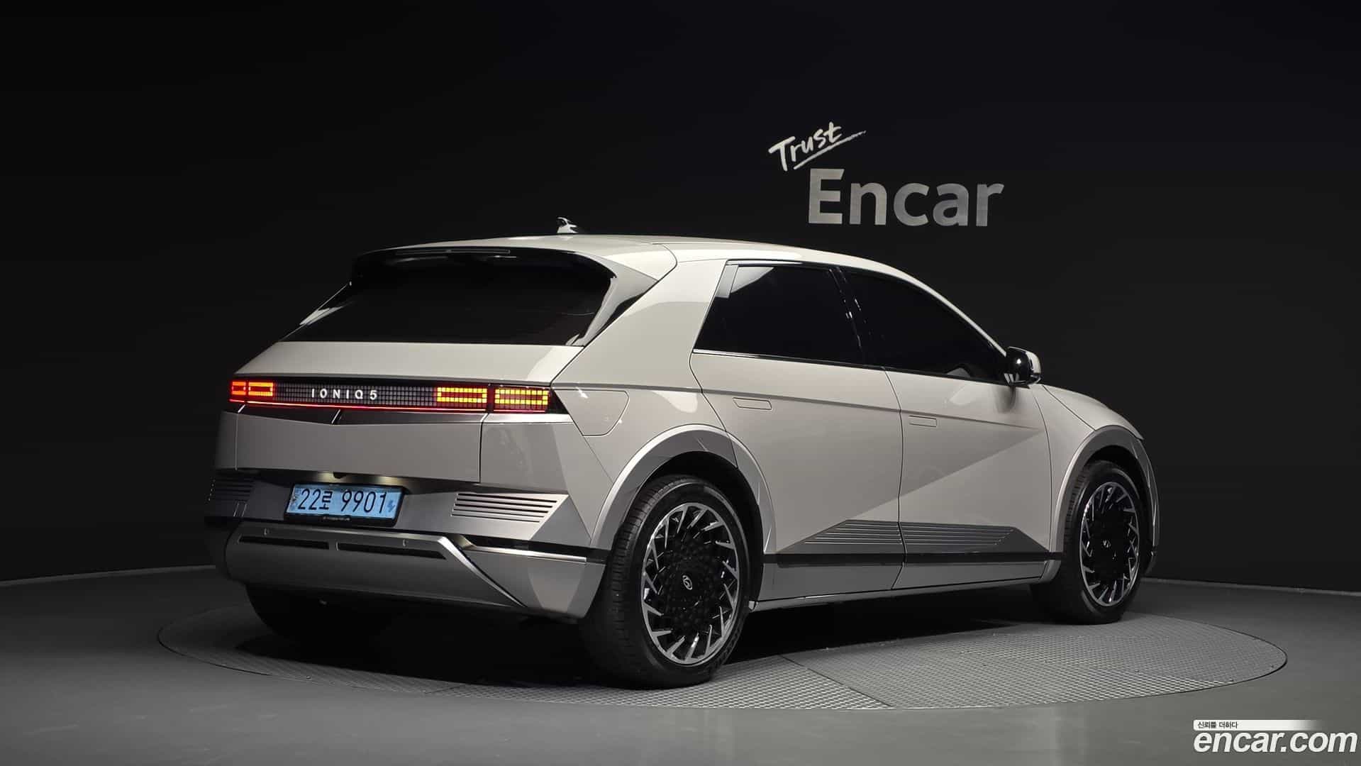 Ioniq5 Hyundai 2022.2-OUTER-002