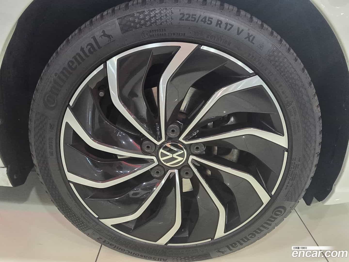 Golf Volkswagen 2023.9-OUTER-005