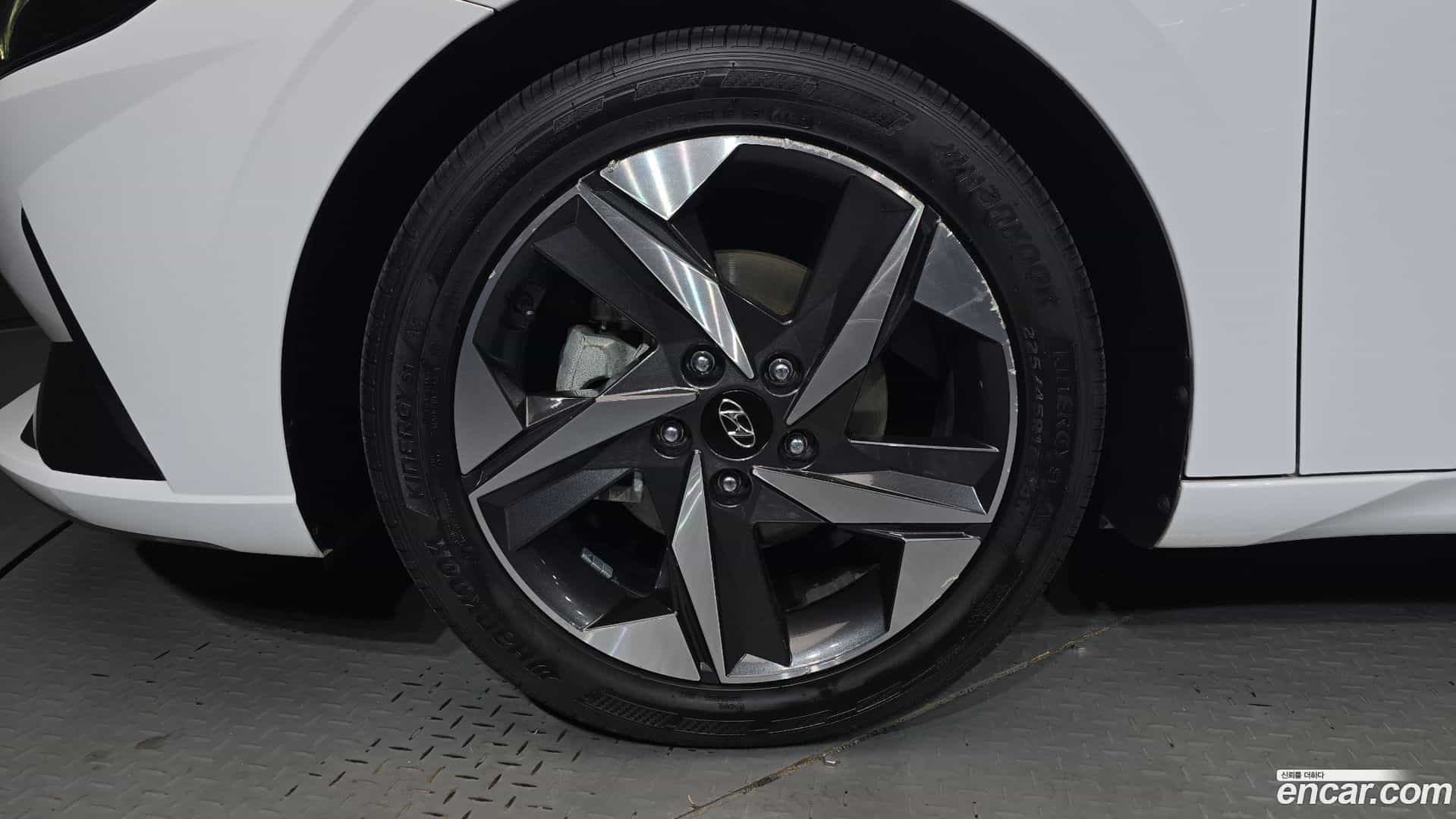 AVANTE Hyundai 2021.10-OUTER-005