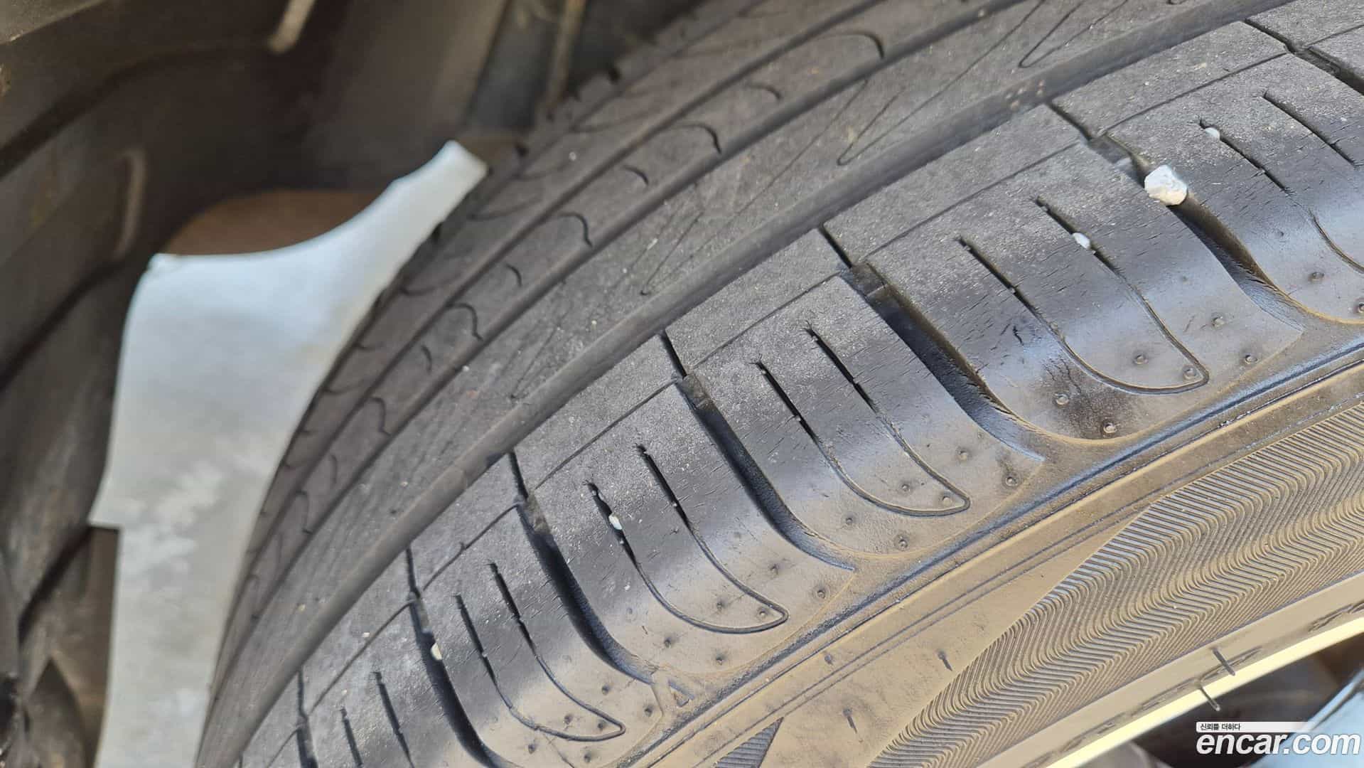Rexton KG Mobility 2019.2-INNER-009