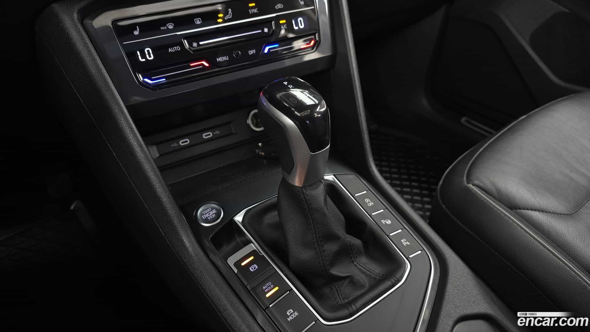 Tiguan Volkswagen 2022.11-INNER-009