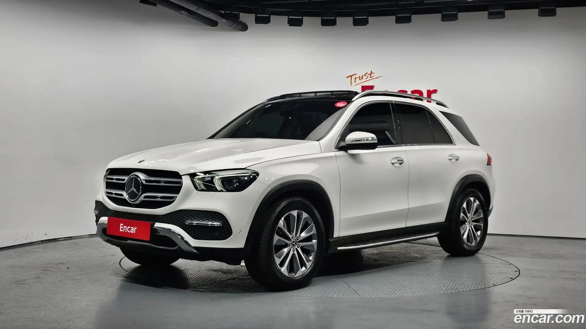 GLE-Class Mercedes-Benz 2022.5-OUTER-001