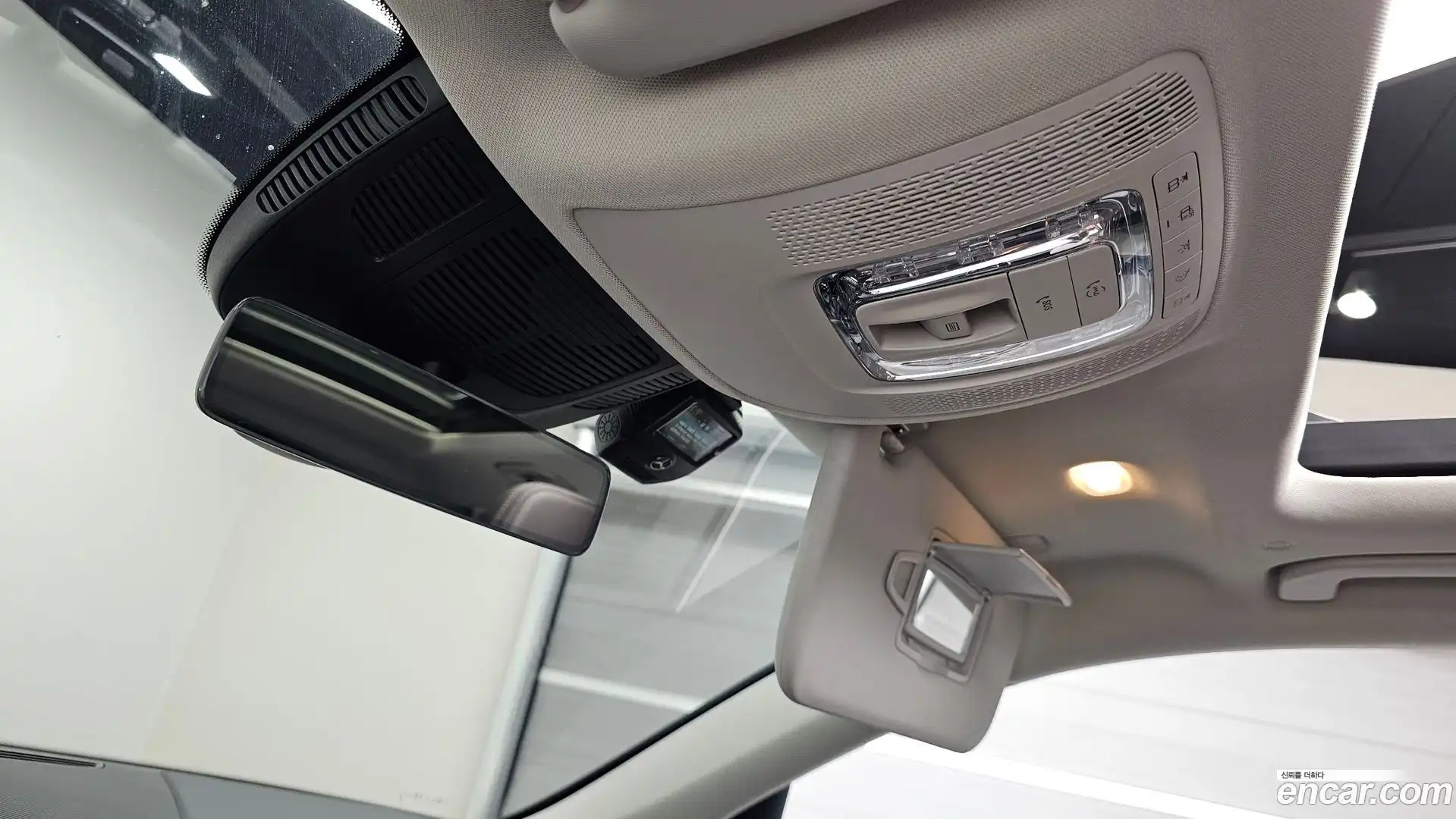 GLE-Class Mercedes-Benz 2022.5-OPTION-022