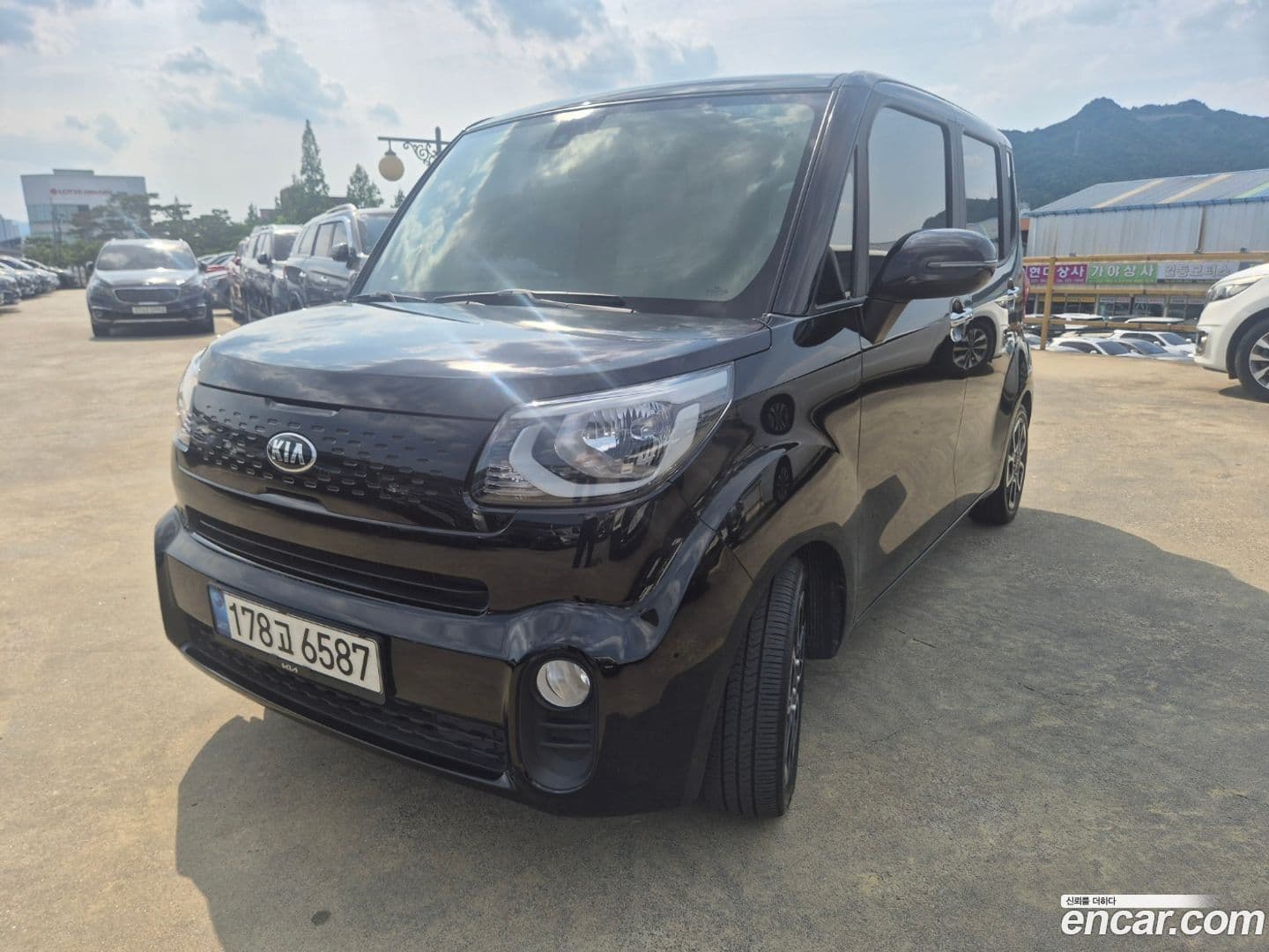 Main__Slider__Photo:RAY Kia 2021.4-0