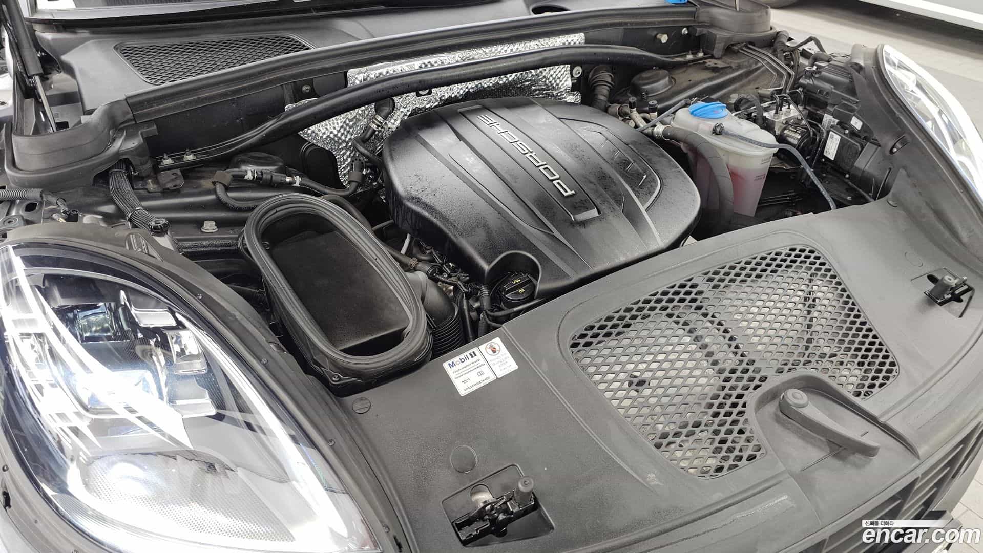 Macan Porsche 2018.5-OUTER-006