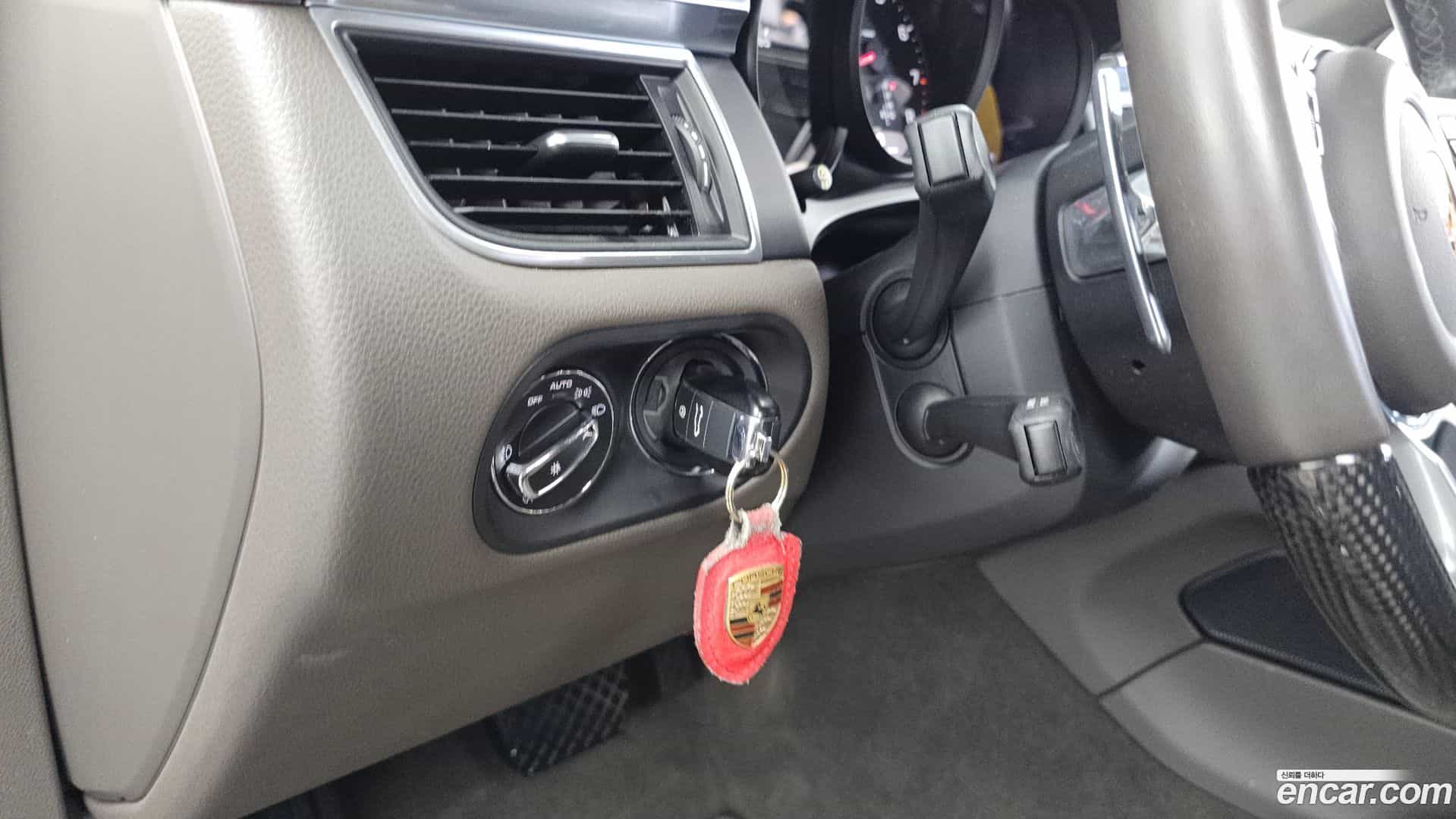 Macan Porsche 2018.5-OPTION-041