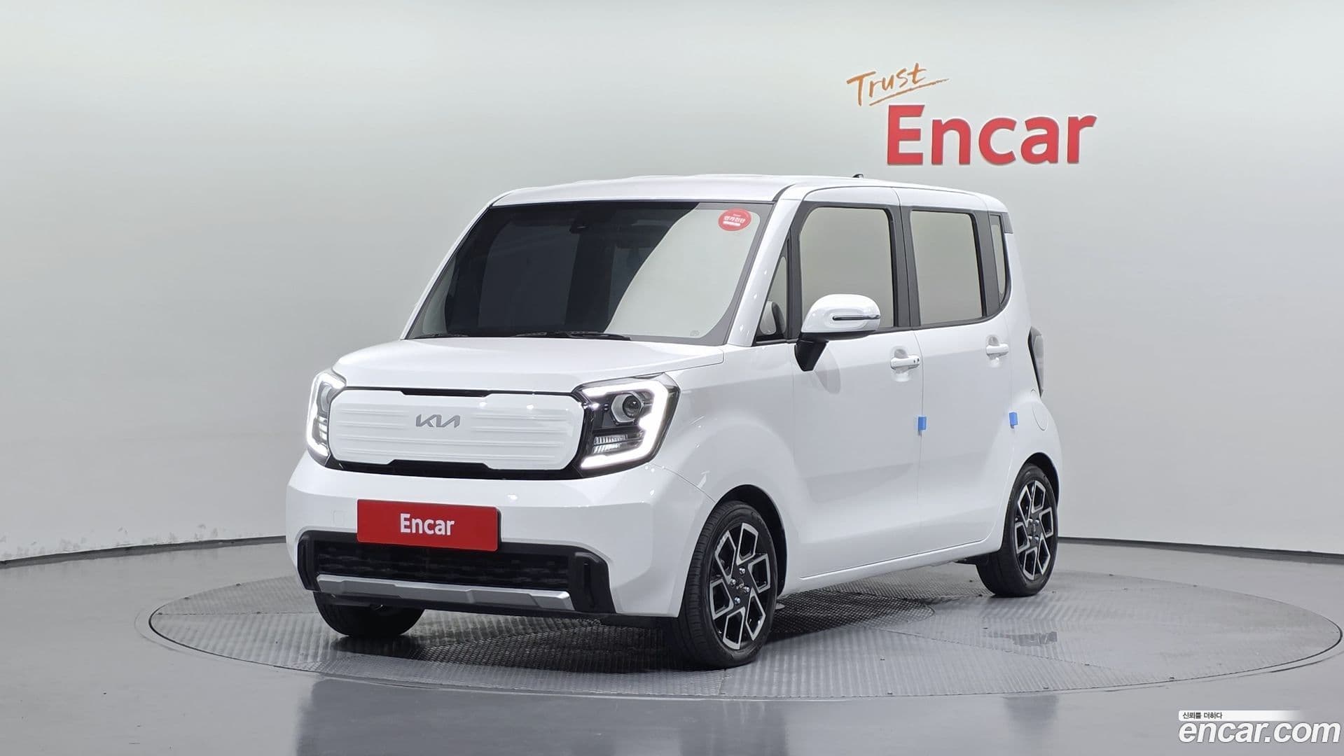 Main__Slider__Photo:RAY Kia 2024.0-0