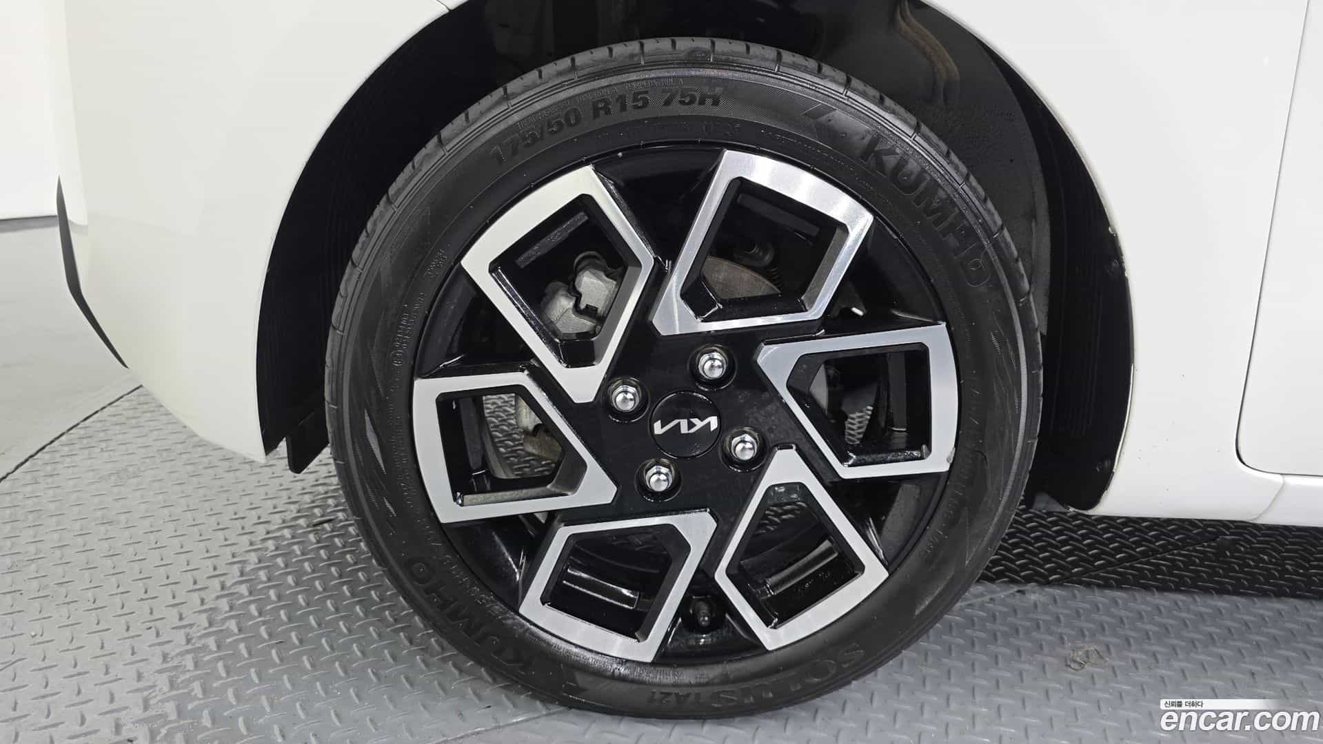 RAY Kia 2024.0-OUTER-005