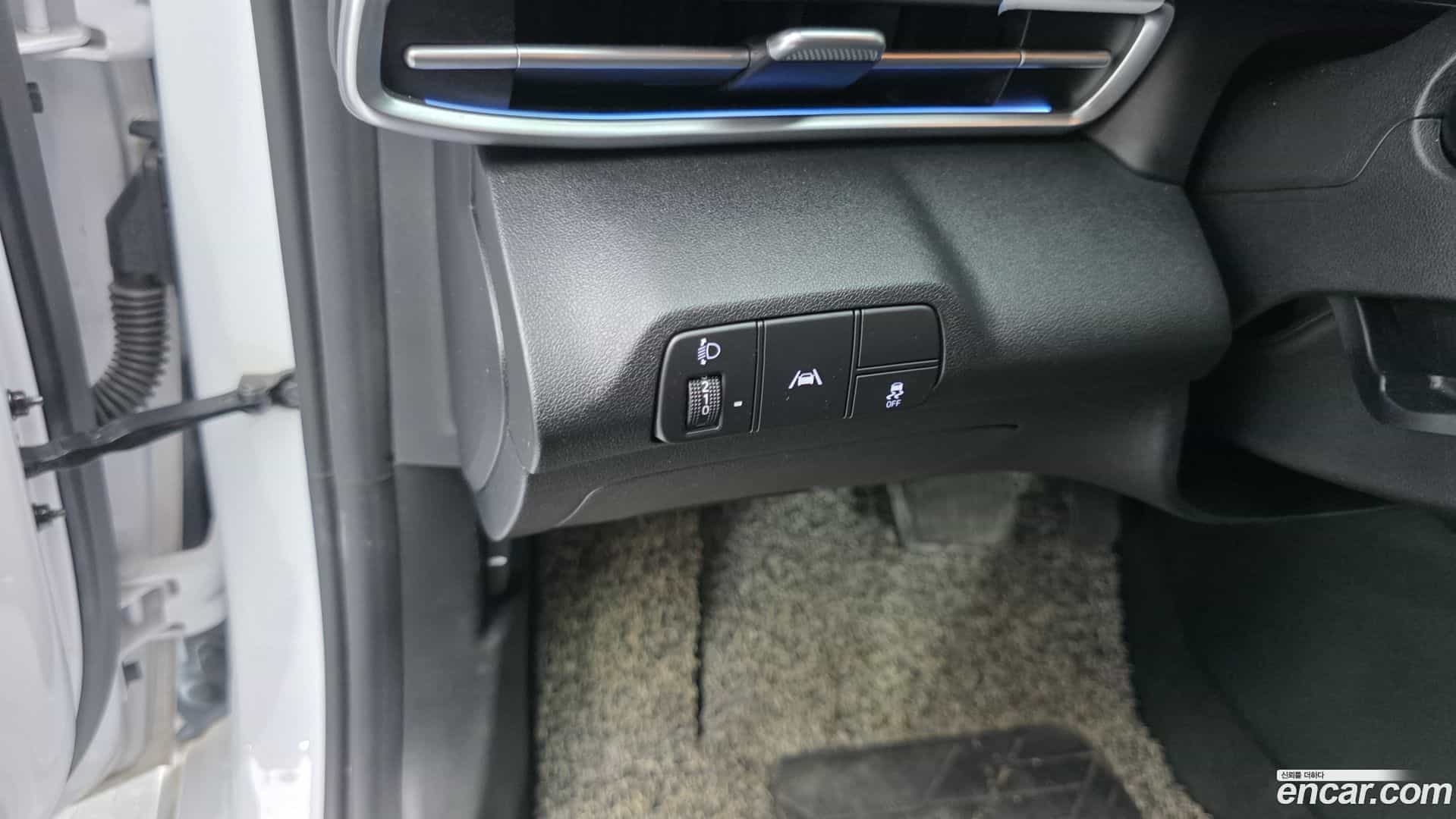 AVANTE Hyundai 2020.4-OPTION-016