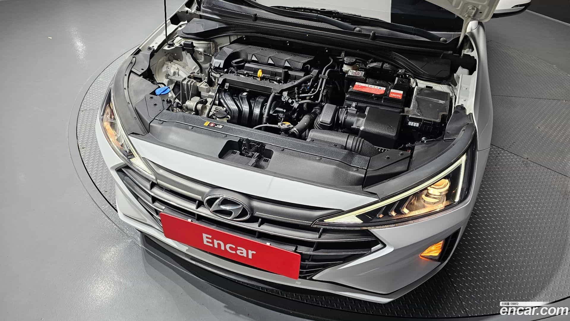 AVANTE Hyundai 2020.0-OUTER-006
