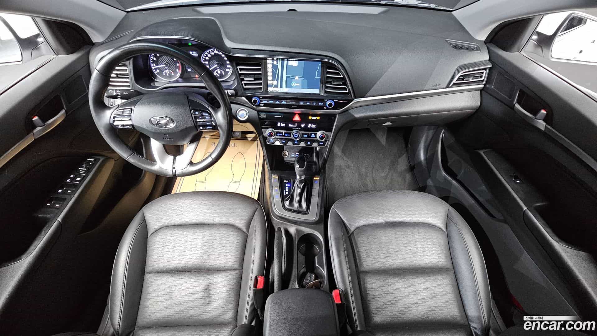 AVANTE Hyundai 2020.0-INNER-007