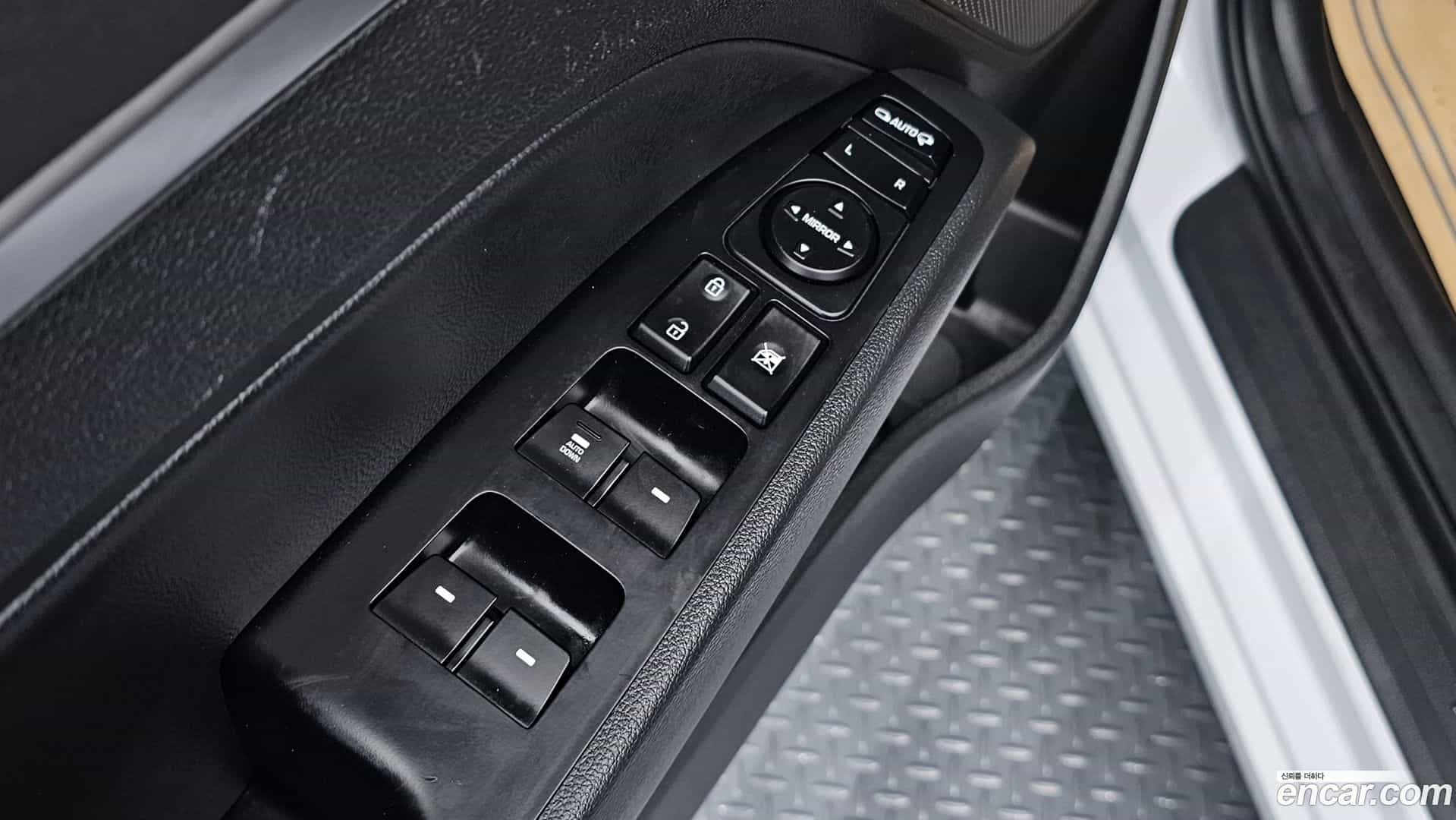 AVANTE Hyundai 2020.0-OPTION-020