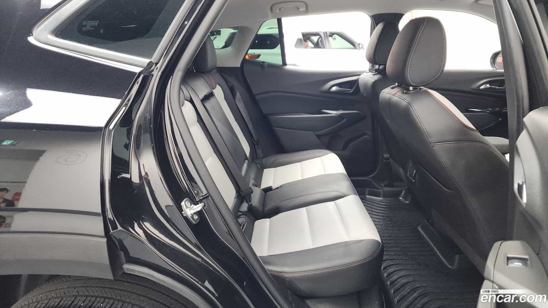 Trax Chevrolet 2024.3-OPTION-015
