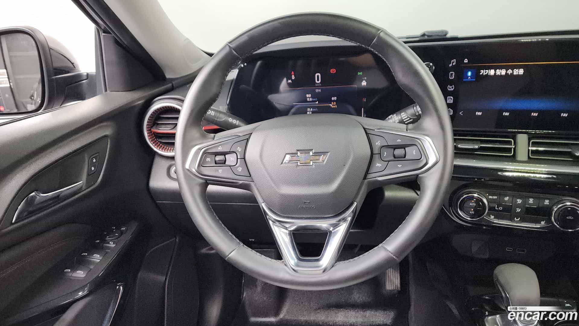 Trax Chevrolet 2024.3-OPTION-016
