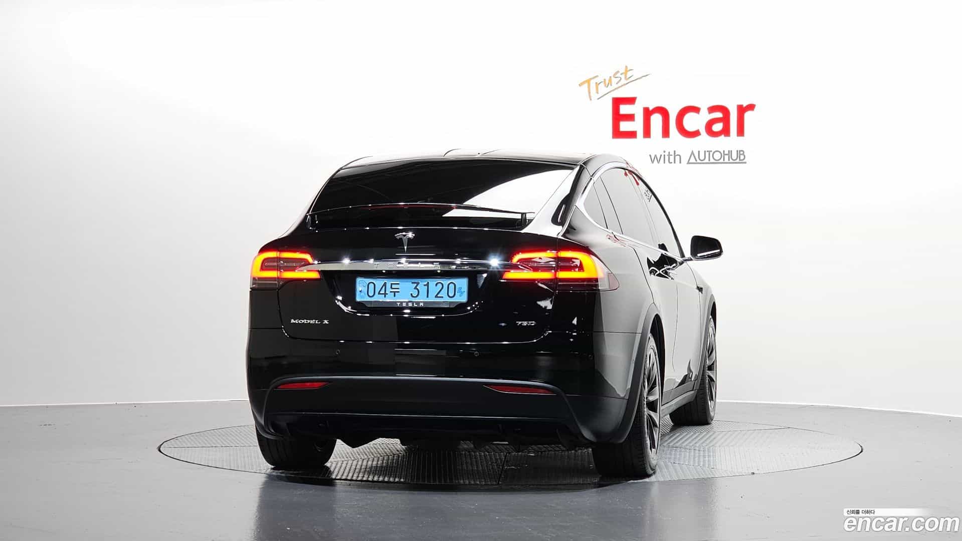Model X Tesla 2019.8-OUTER-004