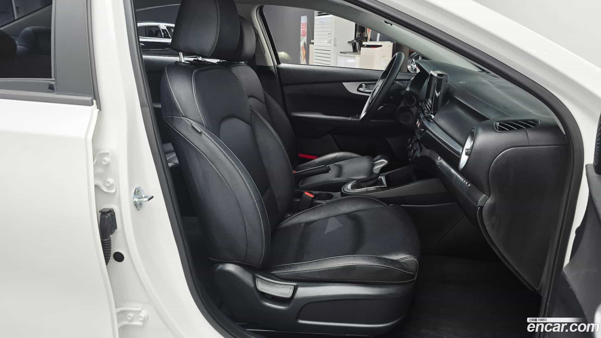 K3 Kia 2022.3-OPTION-016