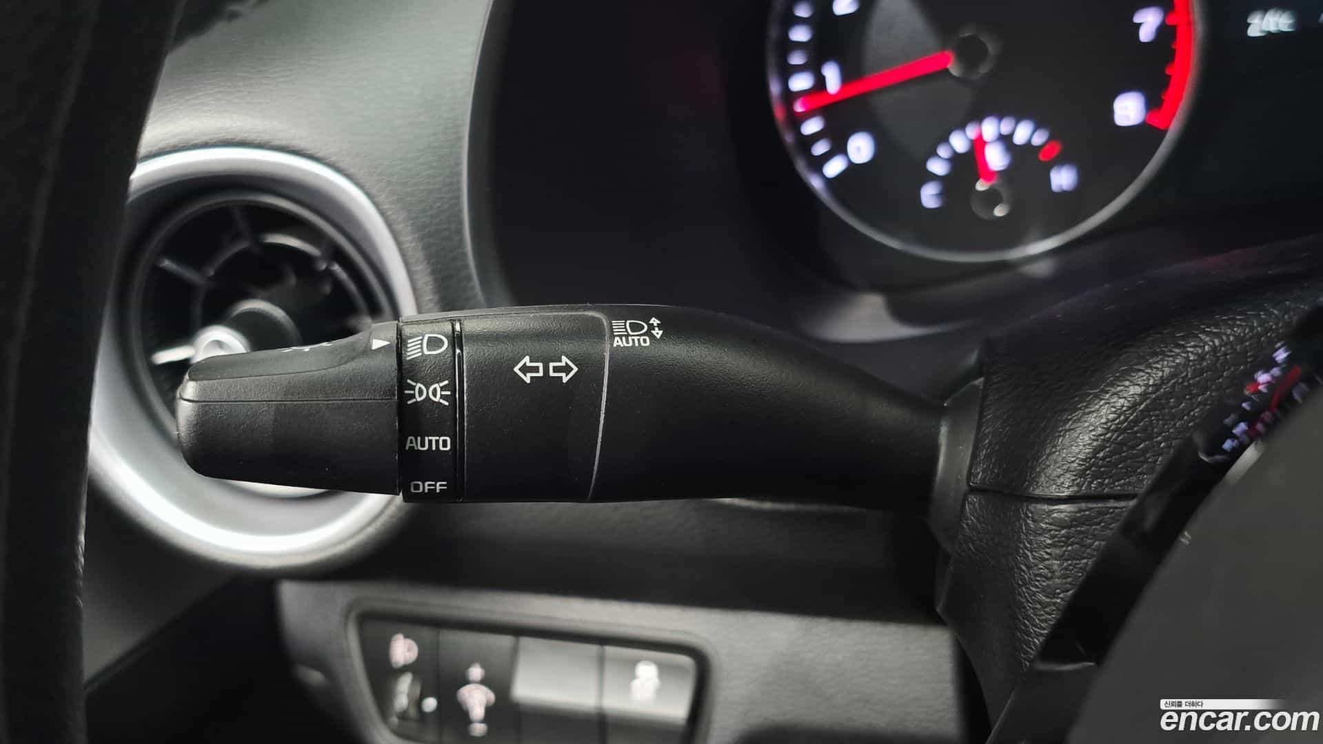 K3 Kia 2022.3-OPTION-042