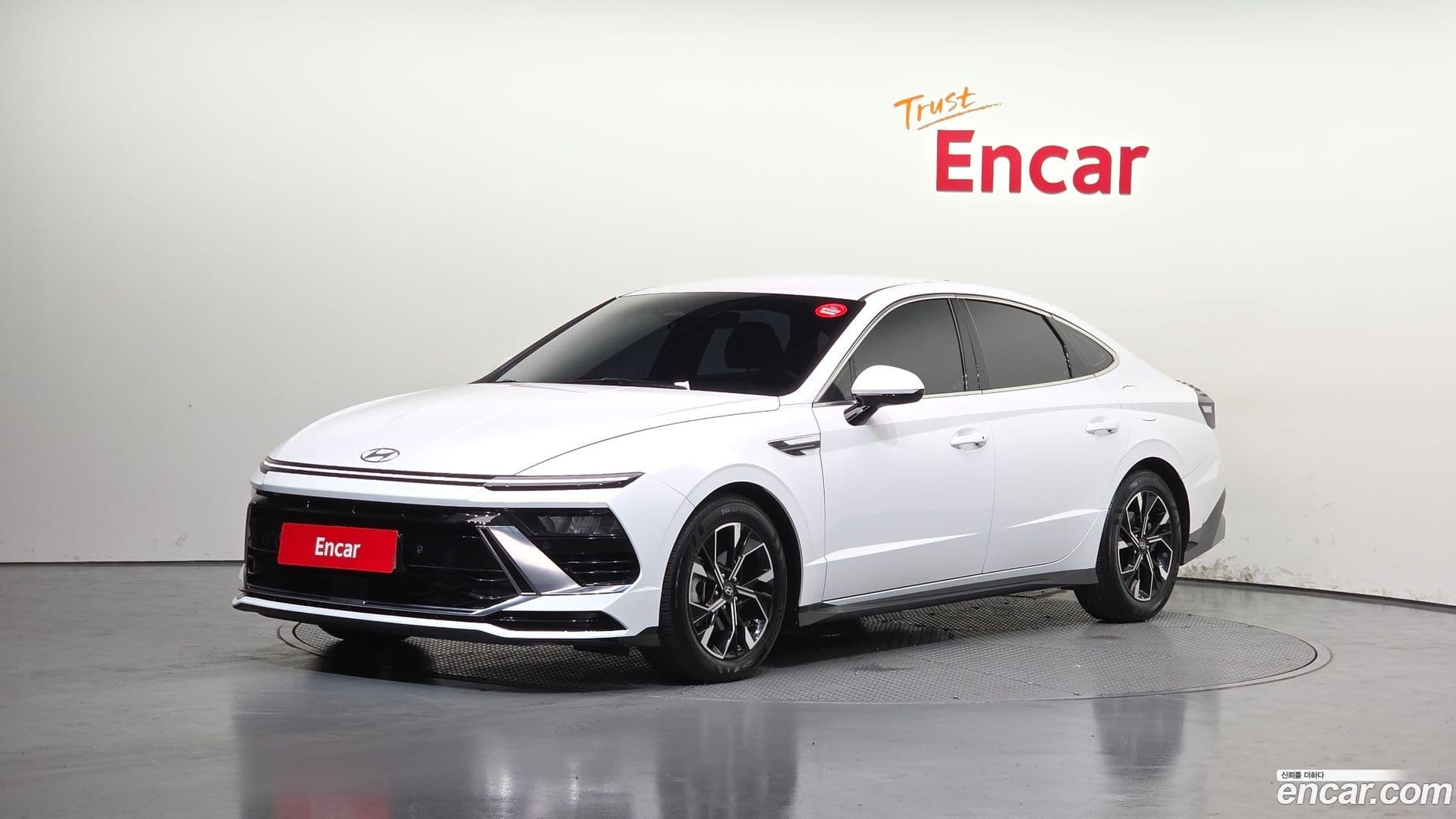 Main__Slider__Photo:Sonata Hyundai 2023.9-0