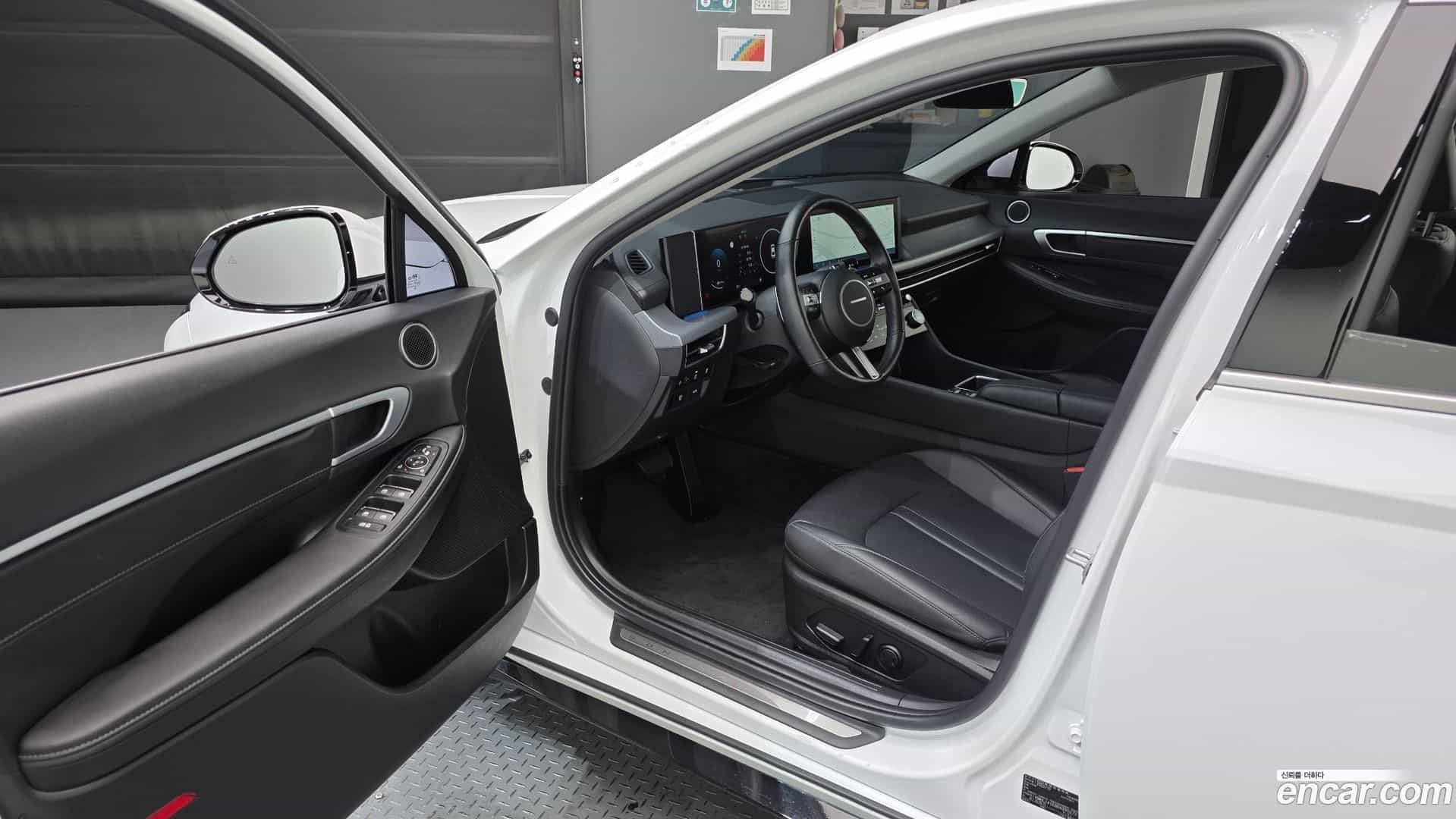 Sonata Hyundai 2023.9-INNER-010