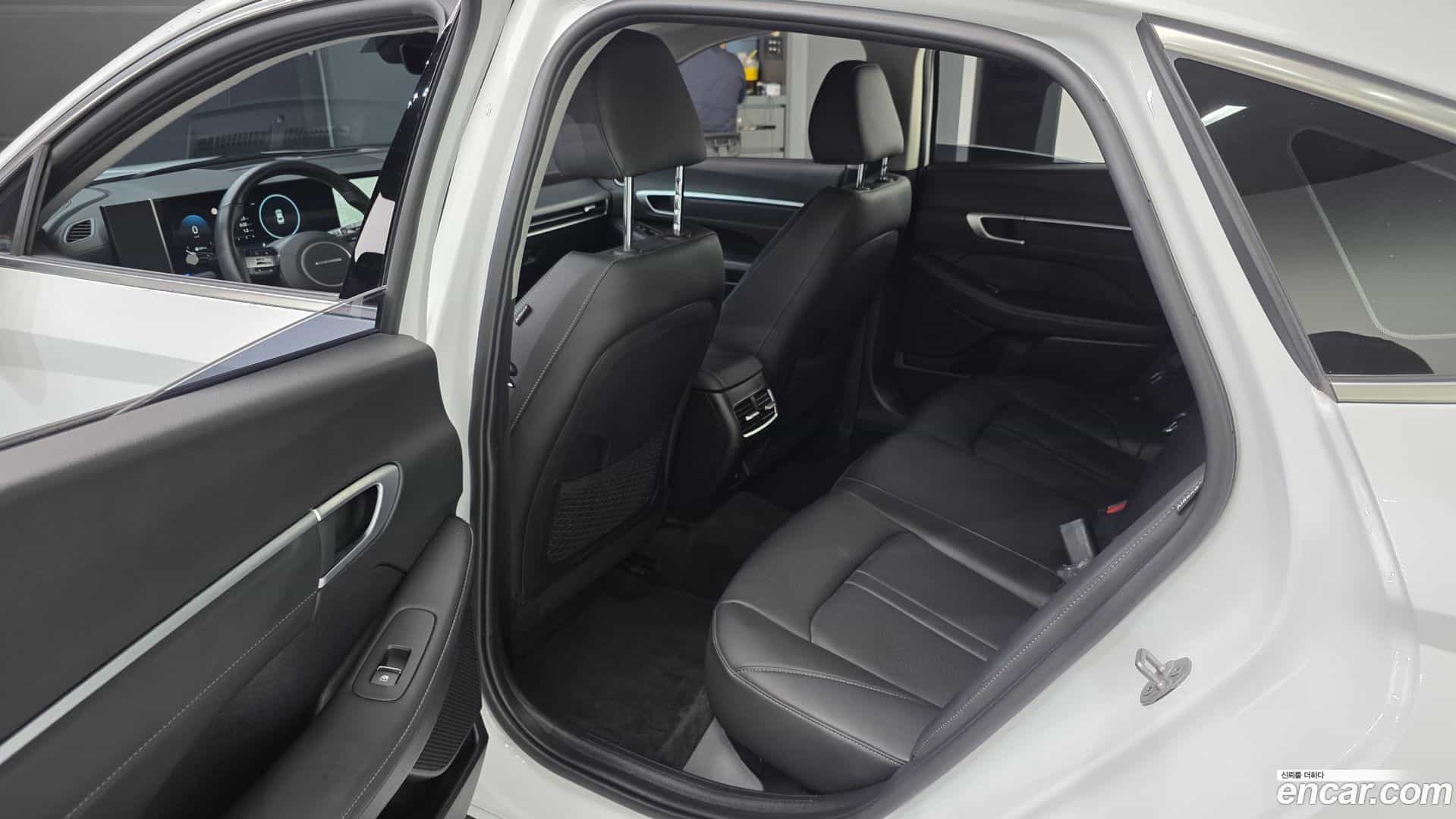 Sonata Hyundai 2023.9-OPTION-015
