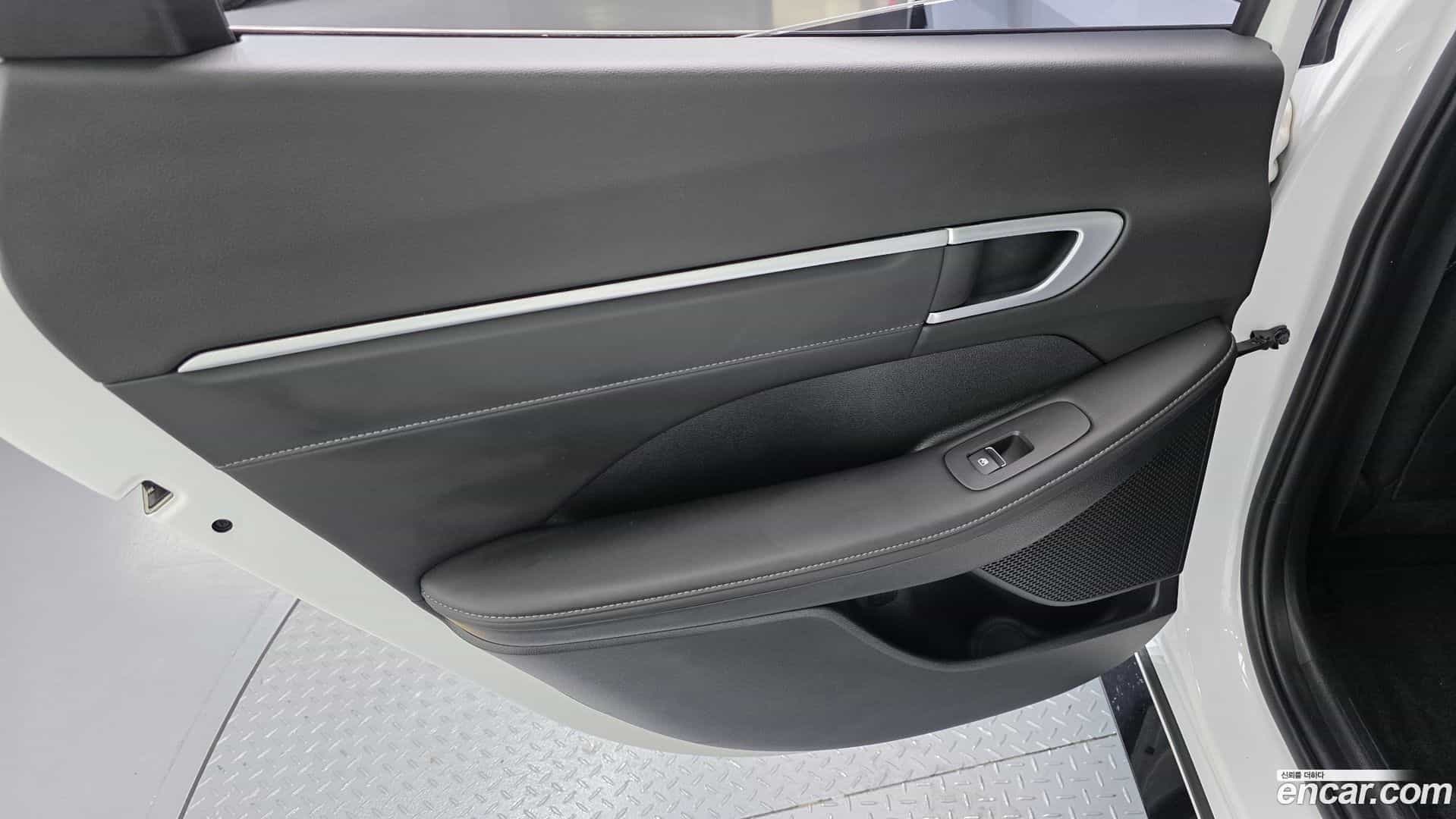 Sonata Hyundai 2023.9-INNER-035