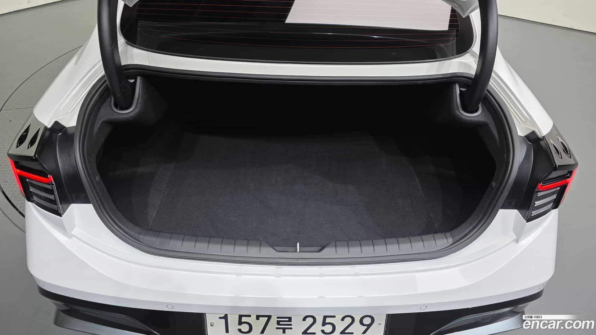 Sonata Hyundai 2023.9-OPTION-044