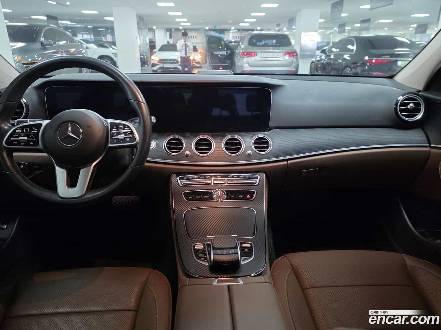 E-Class Mercedes-Benz 2020.5-INNER-007