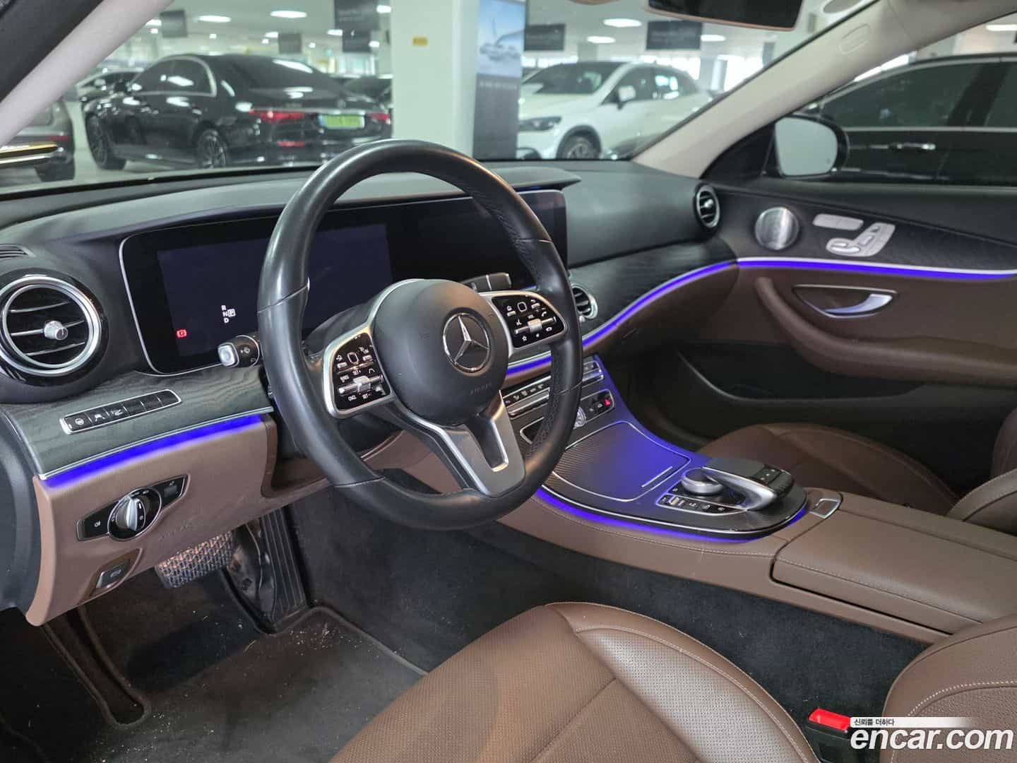 E-Class Mercedes-Benz 2020.5-OPTION-017