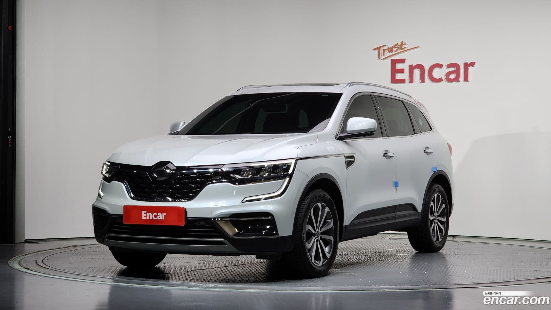 Main__Slider__Photo:QM6 Renault Korea 2021.8-0