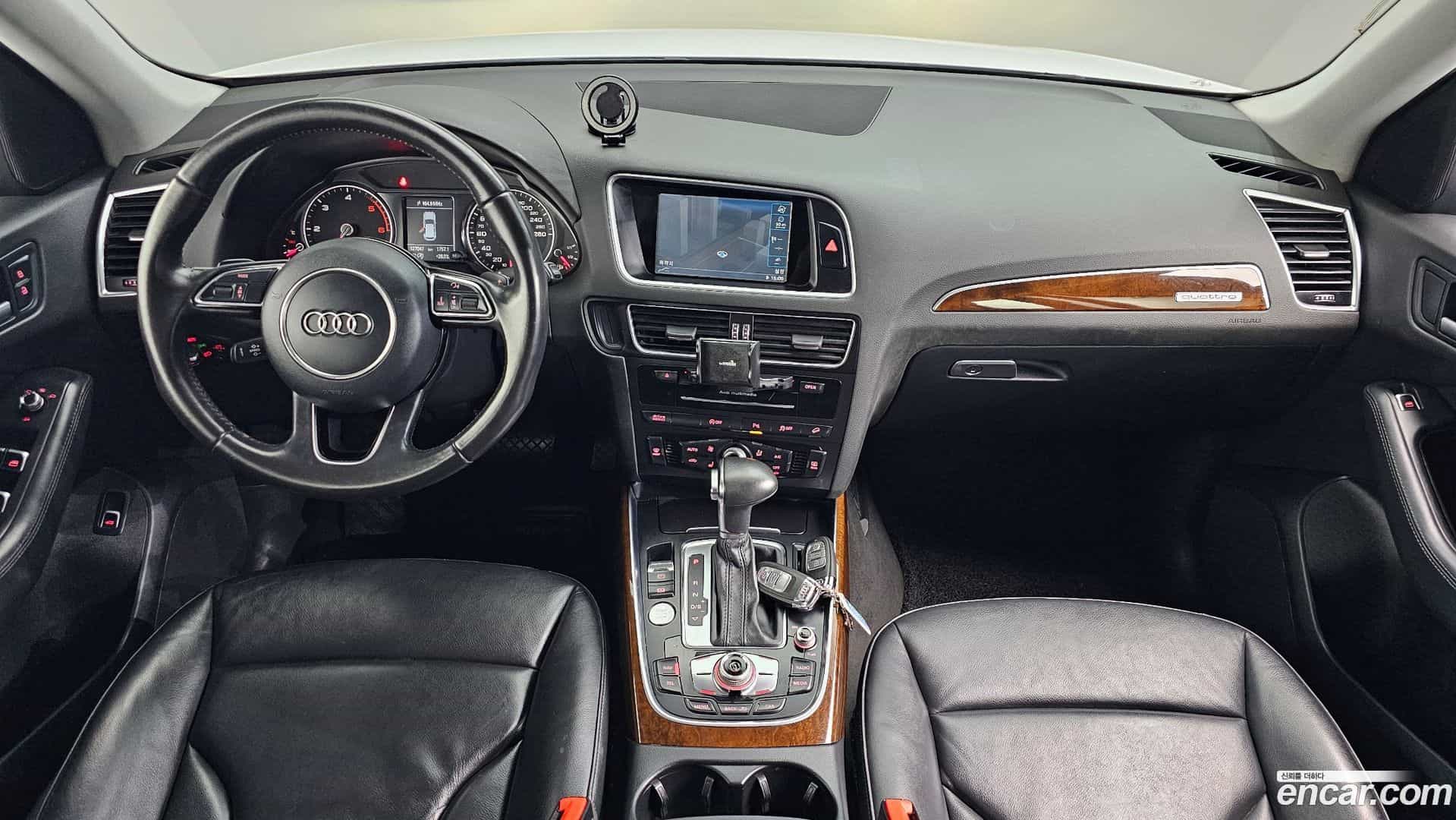 Q5 Audi 2015.0-INNER-007