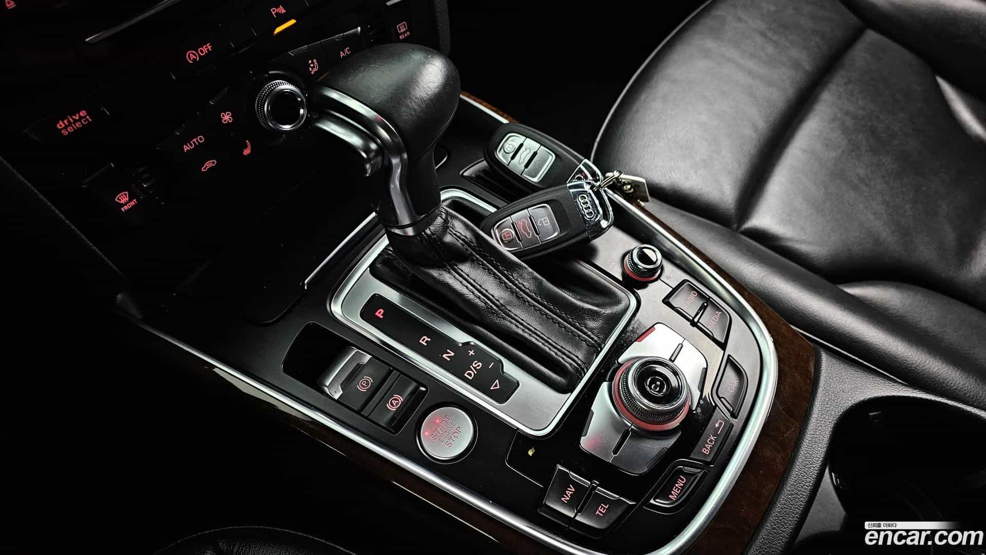Q5 Audi 2015.0-INNER-009