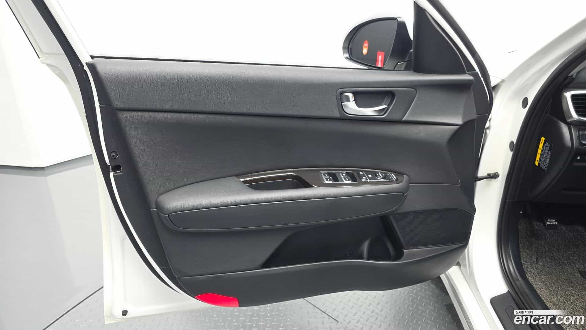K5 Kia 2018.11-INNER-034