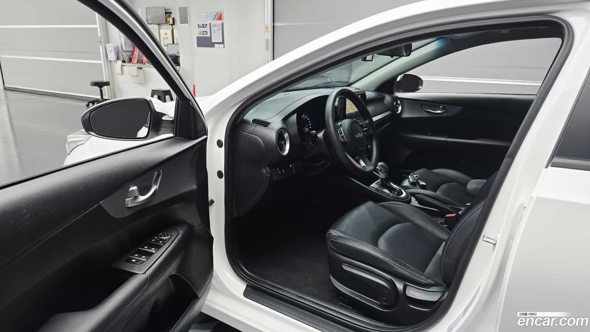 K3 Kia 2022.2-INNER-010