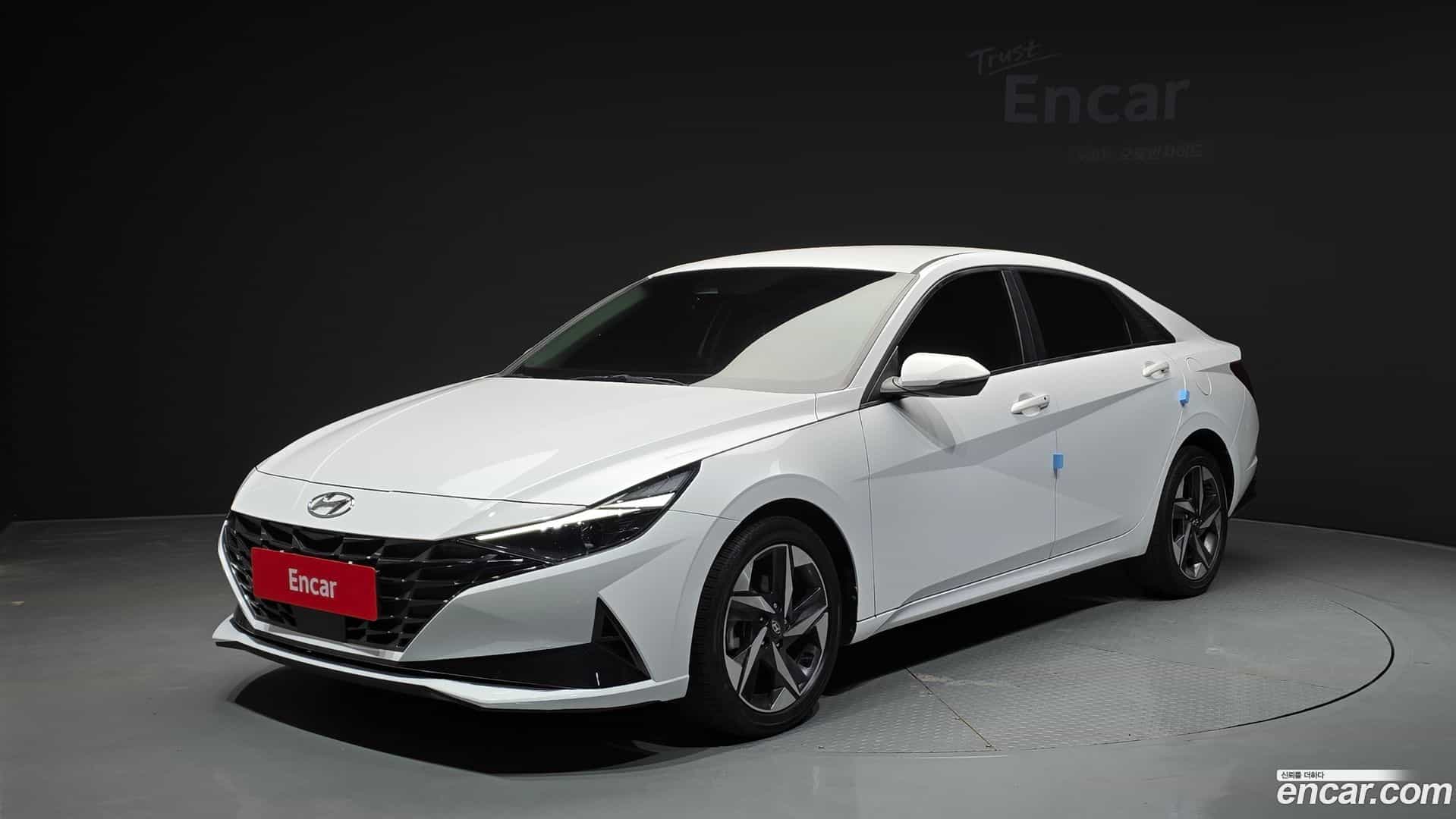 AVANTE Hyundai 2021.4-OUTER-001
