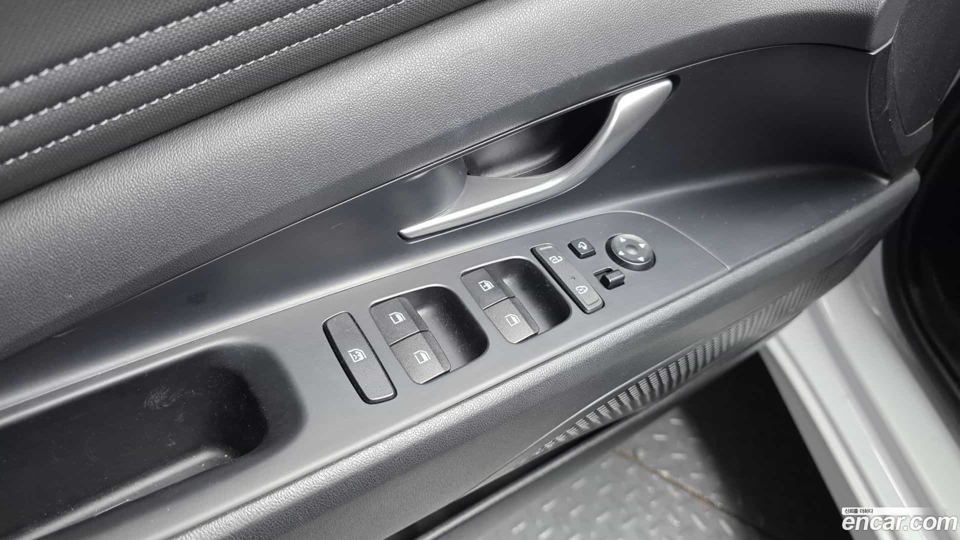 AVANTE Hyundai 2021.4-OPTION-018