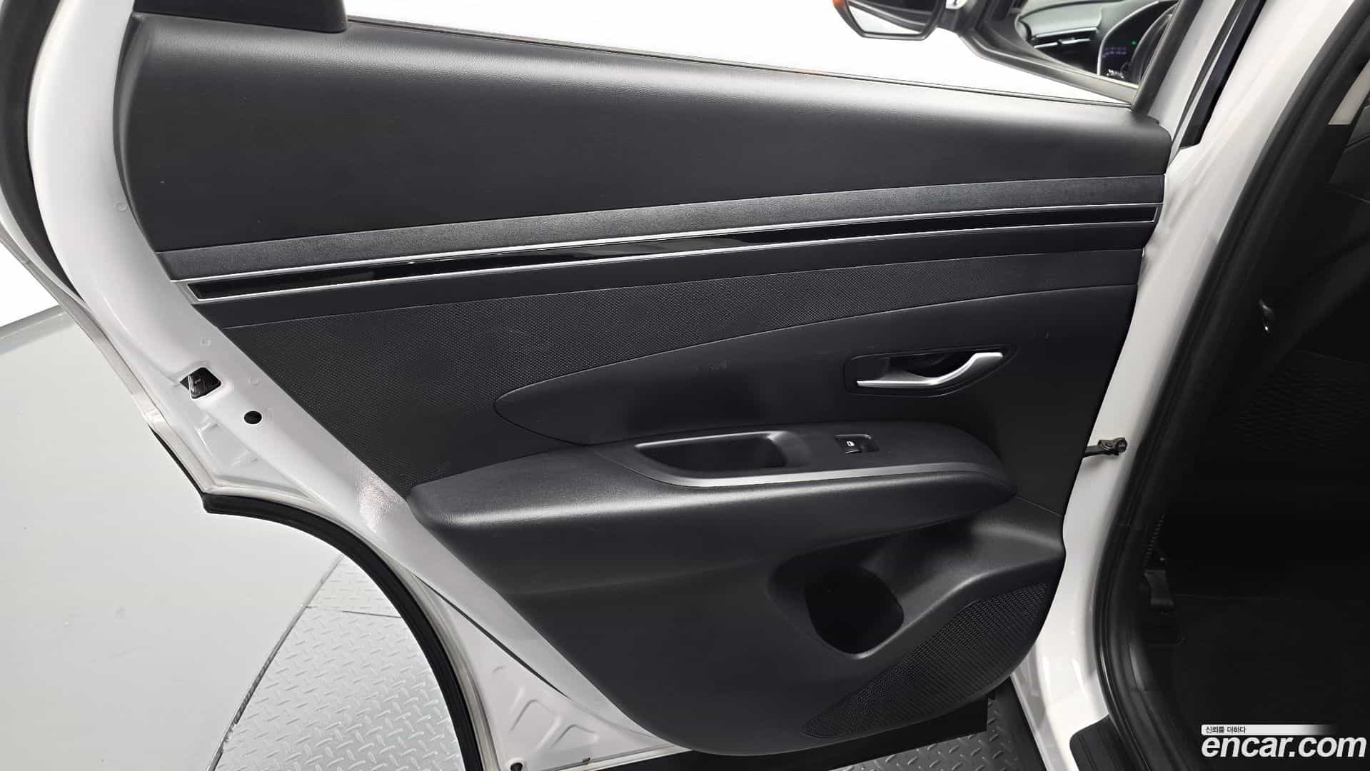 Tucson Hyundai 2022.5-INNER-035