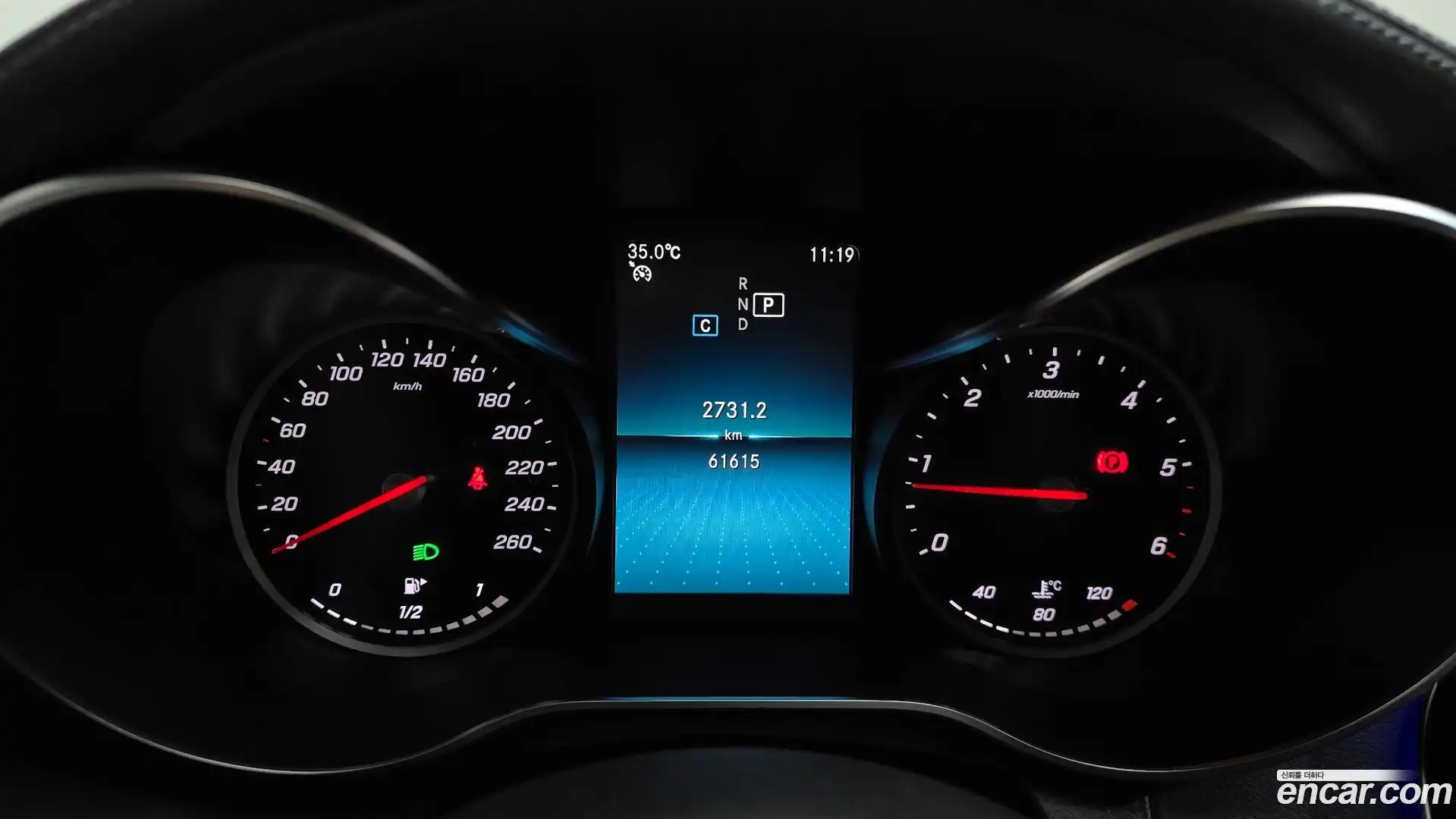 C-Class Mercedes-Benz 2019.5-INNER-008
