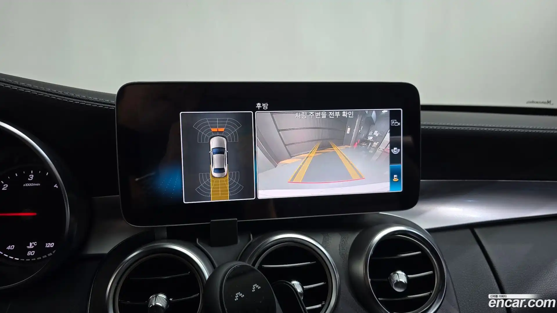 C-Class Mercedes-Benz 2019.5-OPTION-018