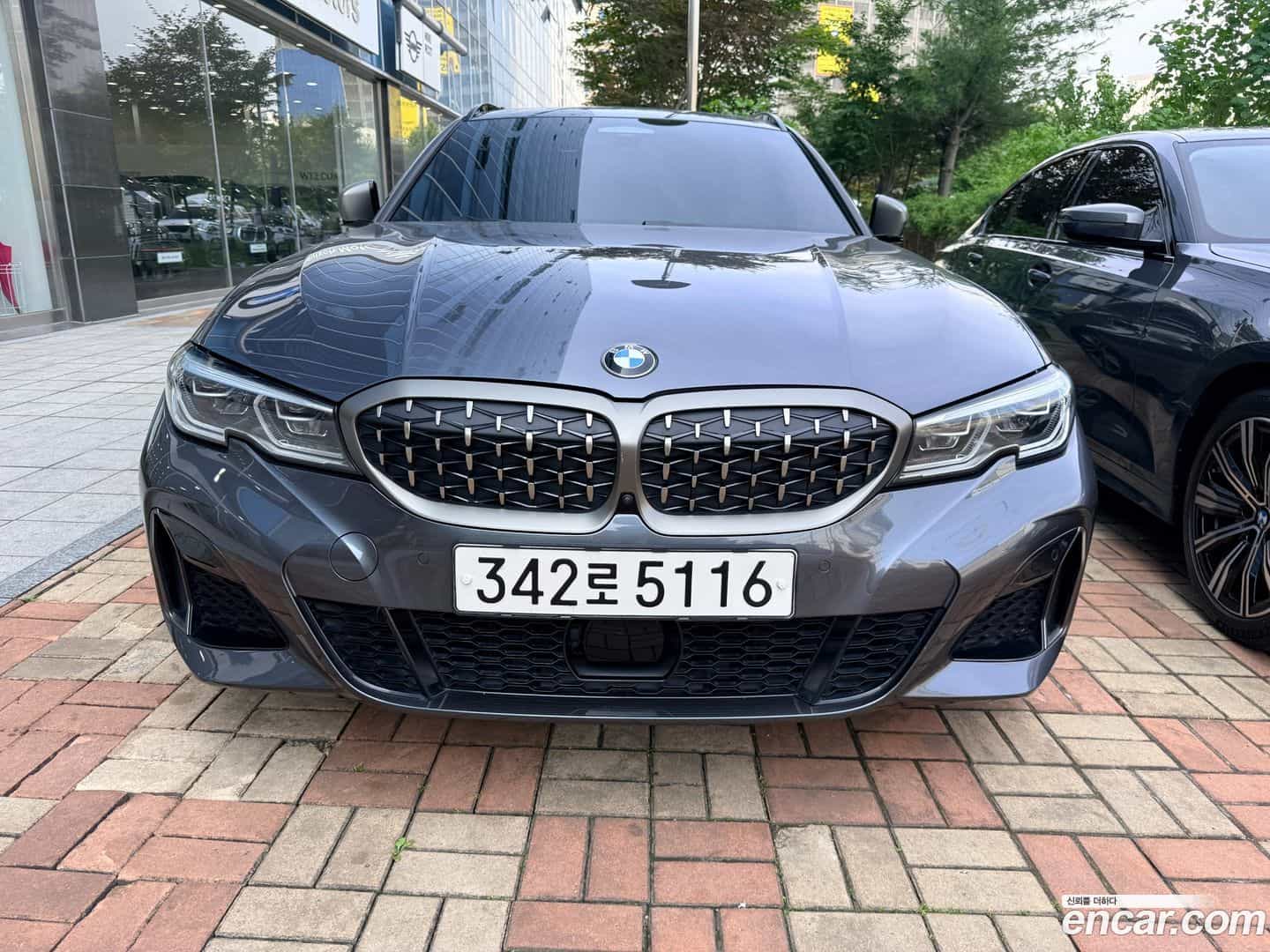 3-Series BMW 2021.2-OUTER-002