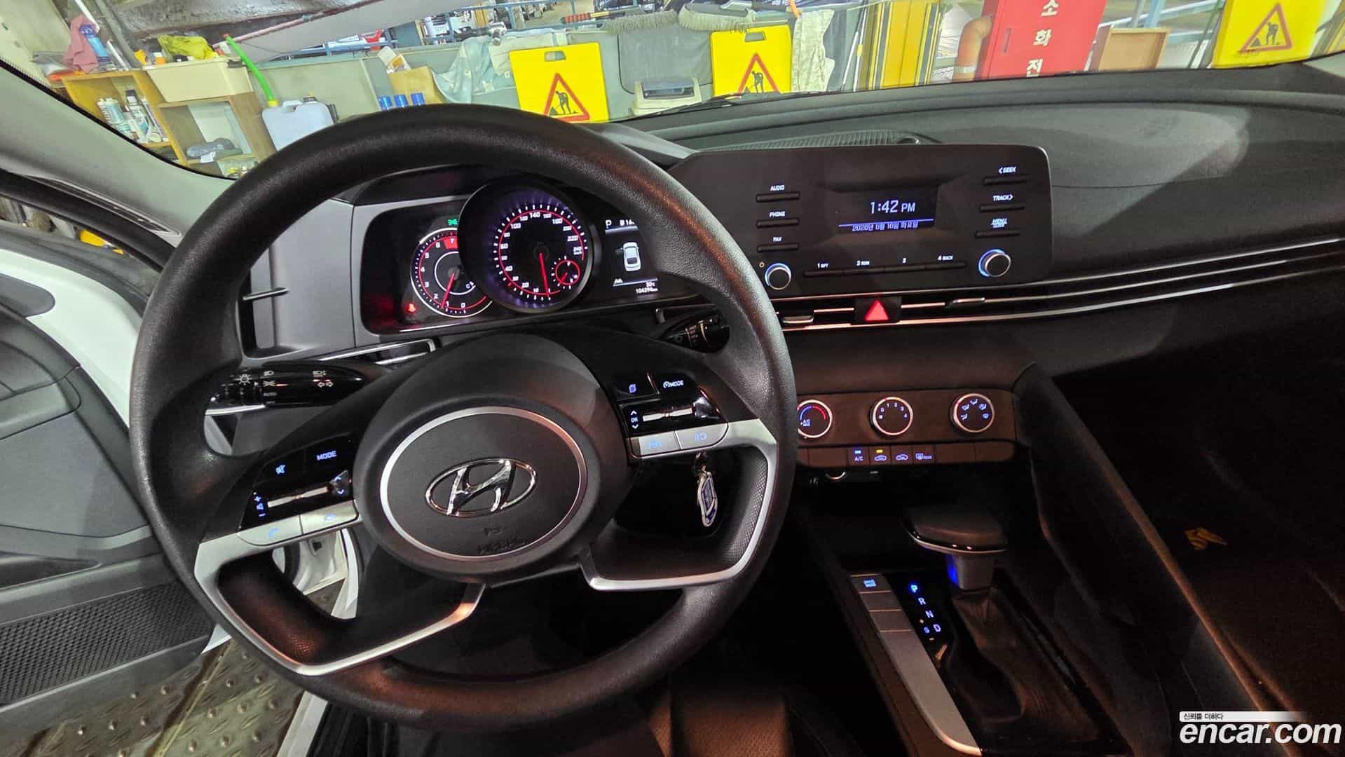 AVANTE Hyundai 2021.1-OPTION-016